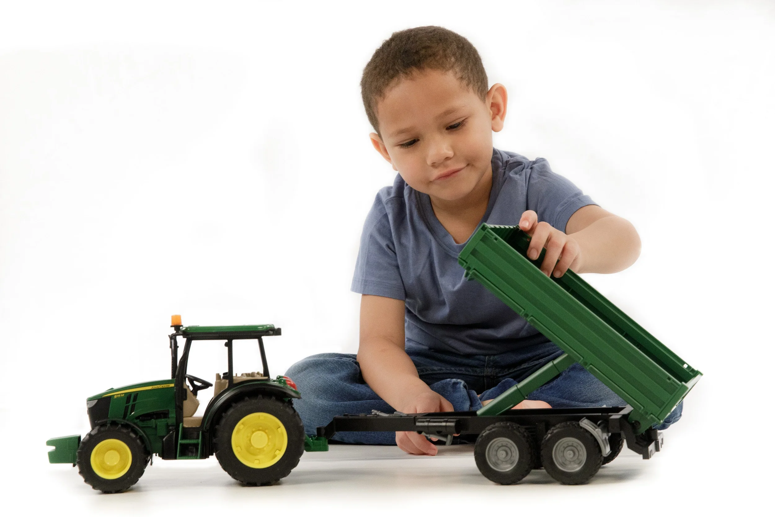 Bruder 09816 John Deere 5115 M with Tipping Trailer 24.12.8 - Image 4